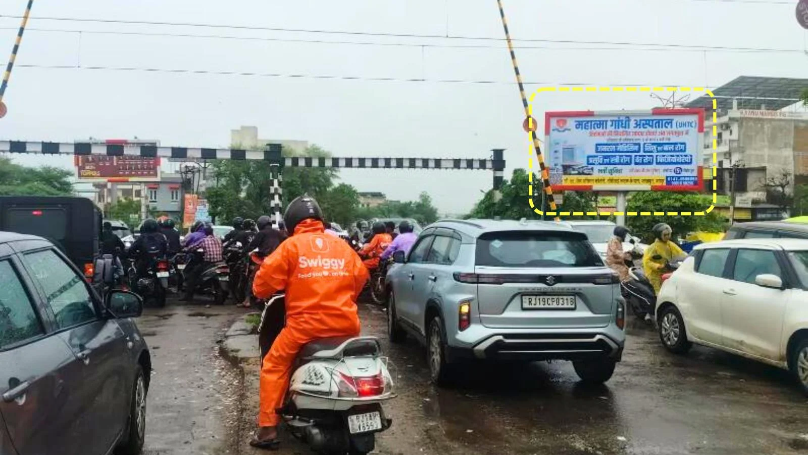 unipole at Cbi Fatak , Jagatpura, Jaipur