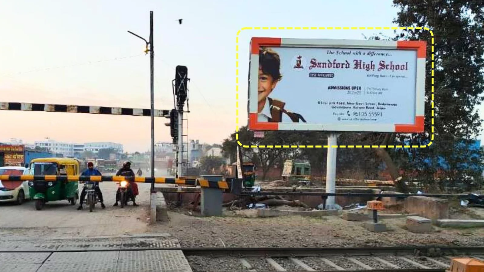 unipole at Gokulpura Fatak Jhotwara Road, Jaipur