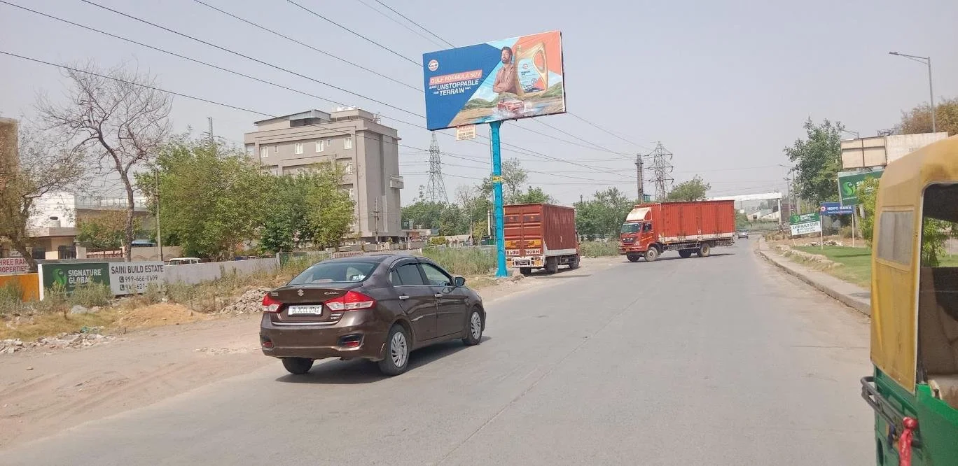 Unipole at Opp Bestech Flats, Dharuhera